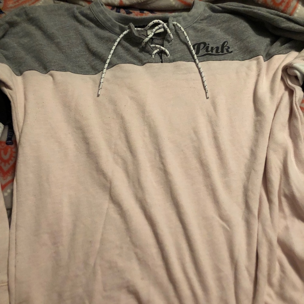 Worn a few times PINK crew neck